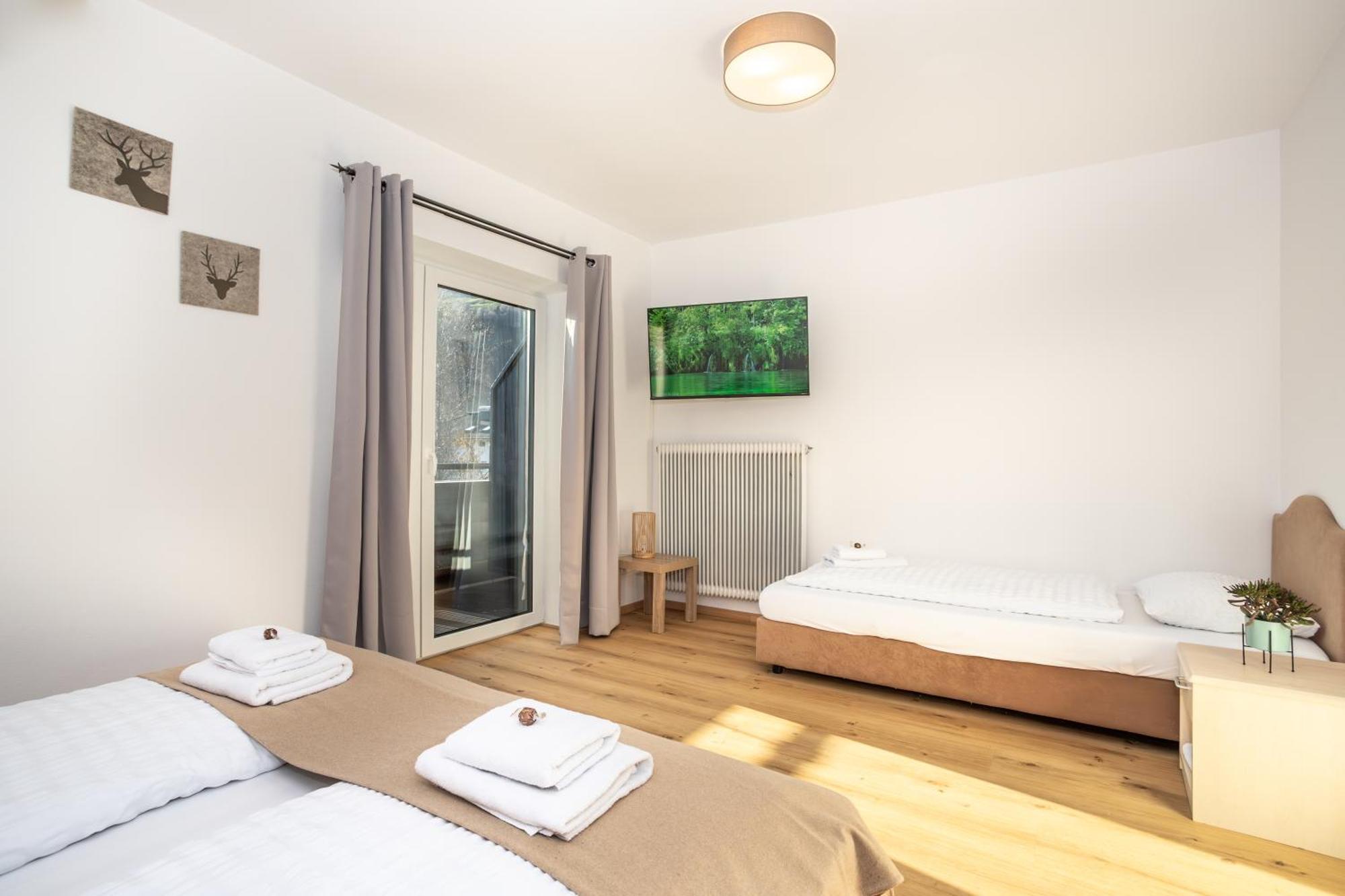 Alpina Apartments - Zell Am See *